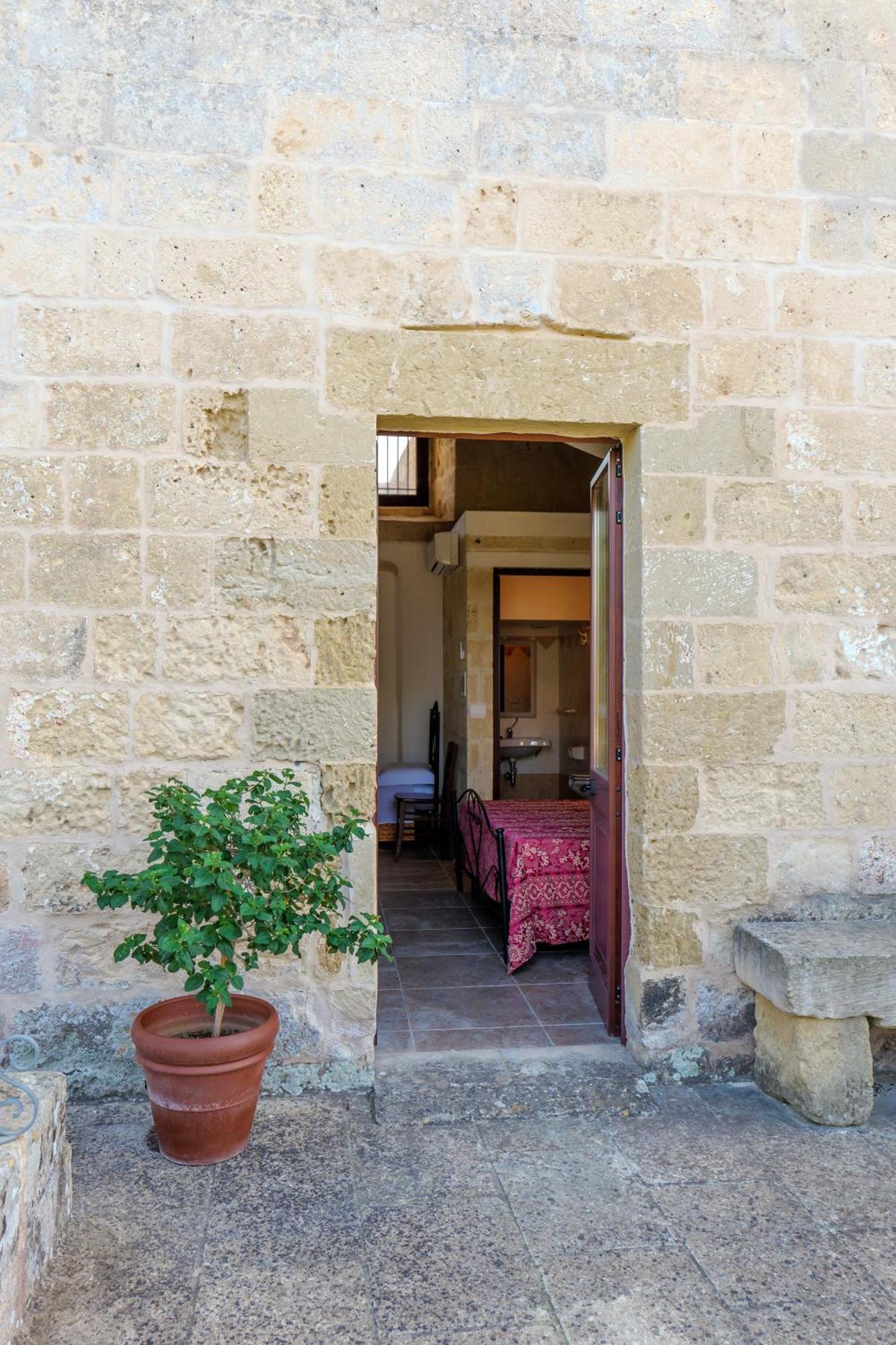 Masseria Furca Guest house *